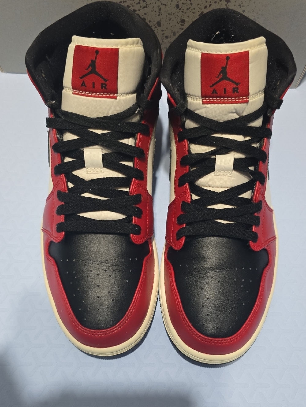 Jordan 1 Mid Black Toe- 10.5 Mens